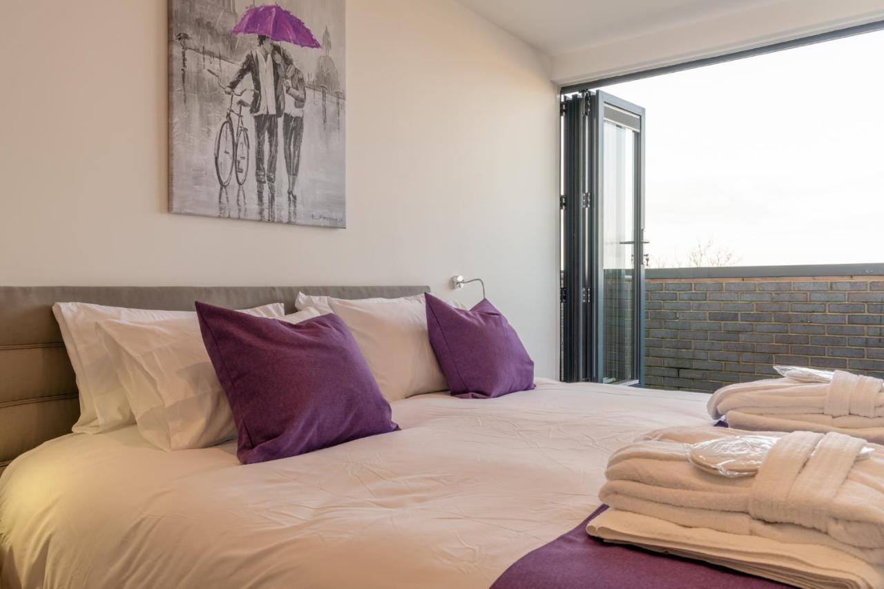 Central Penthouse With Hot Tub & Views 22 Cheltenham Eksteriør bilde