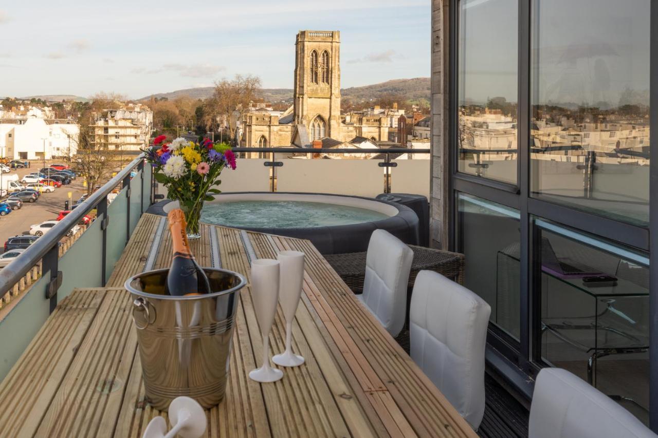 Central Penthouse With Hot Tub & Views 22 Cheltenham Eksteriør bilde